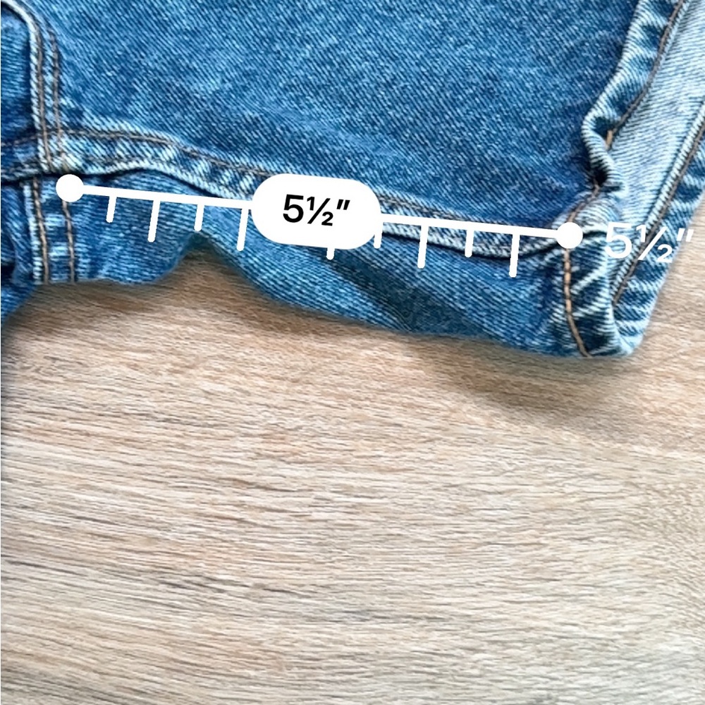 Levi's Blue Denim Women’s Vintage Style 951 Jean Shorts 100% Cotton - Picture 6 of 7